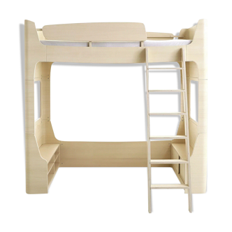 Mezzanine bed mild wild