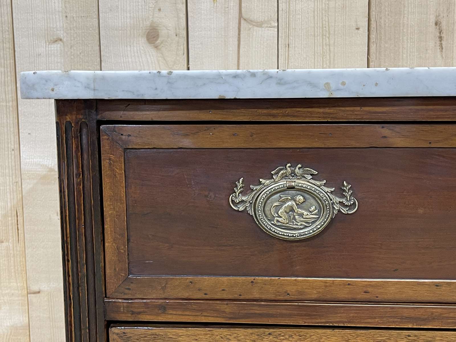 Louis XVI XIXth chest of drawers in mahogany and walnut and white marble top