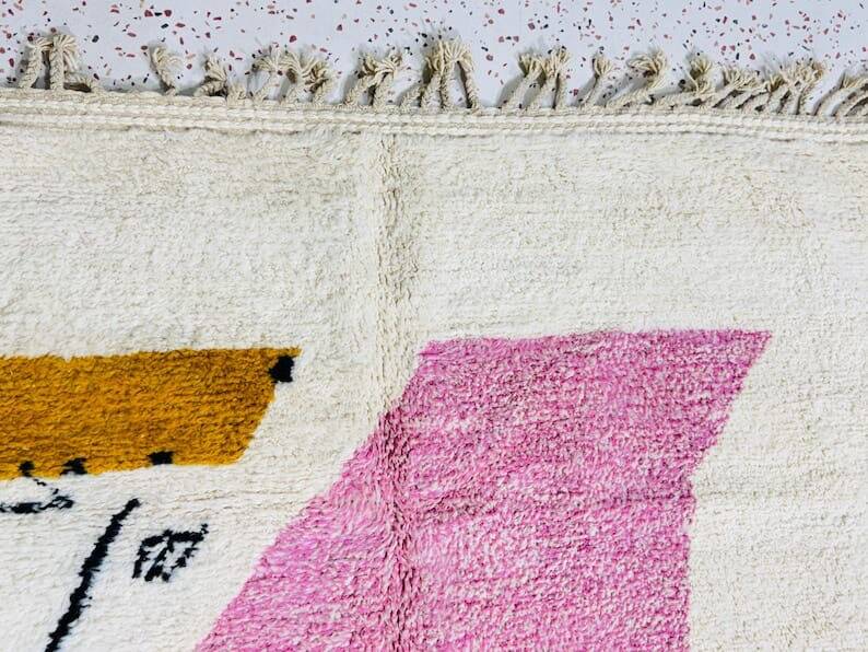 Traditional handmade pure wool rug size 150 x 250 cm