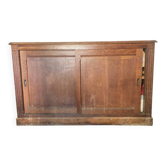 Buffet bas à portes coulissantes