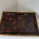 Plateau vintage plexiglass lucite effet écaille cerclage laiton 1970