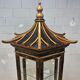 Vitrine chinoise avec toit en pagode et éclairage (asiatique)