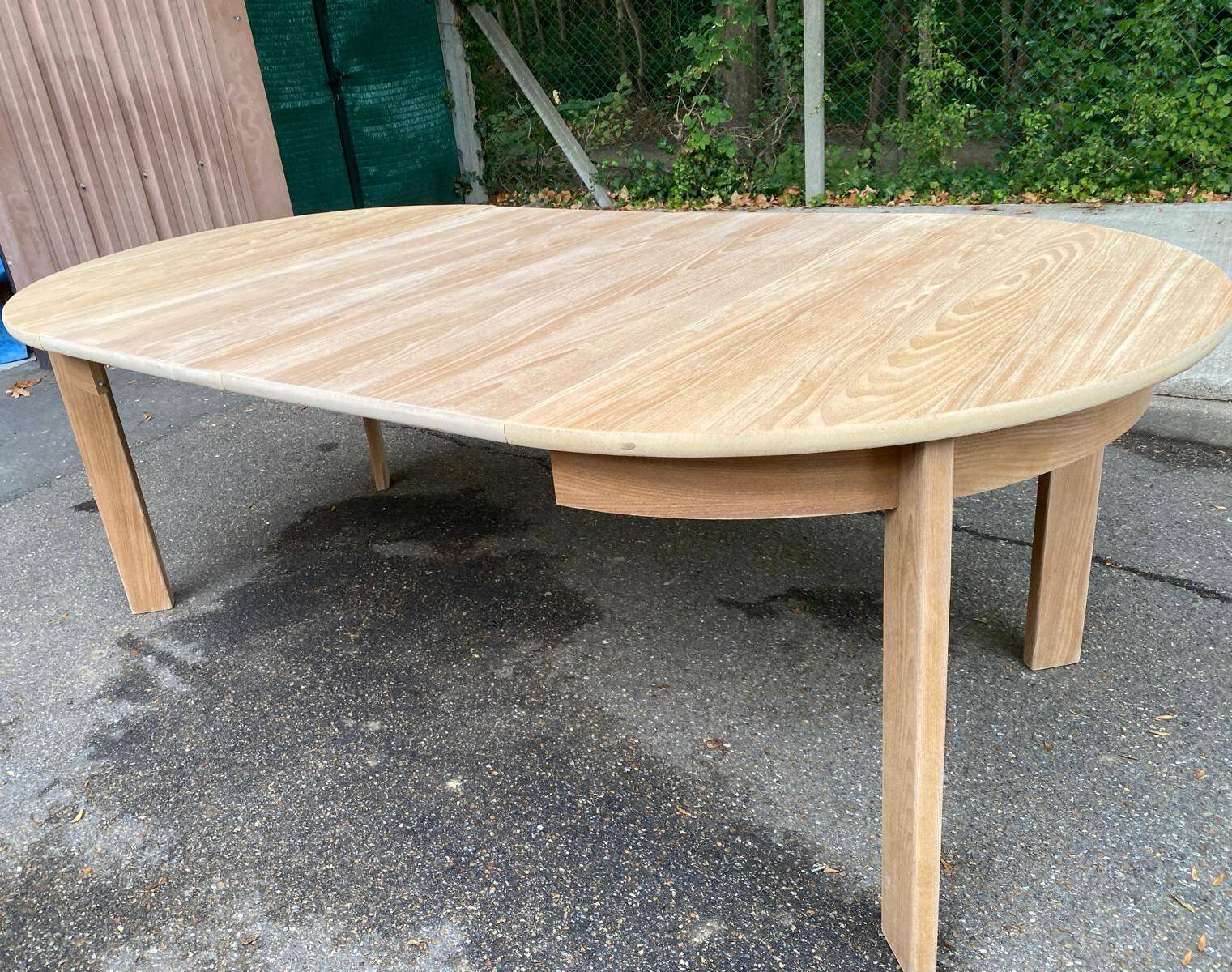 Scandinavian round extendable dining table stripped in raw oak 1980