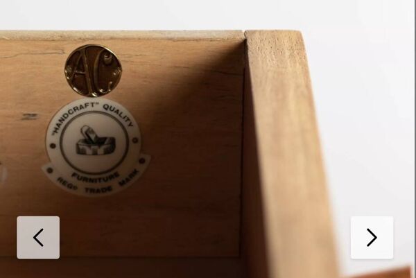 Commode d'Alfred Cox pour Heals Of London 1960