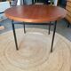 Table ronde en teck années 60