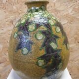 Grape vase