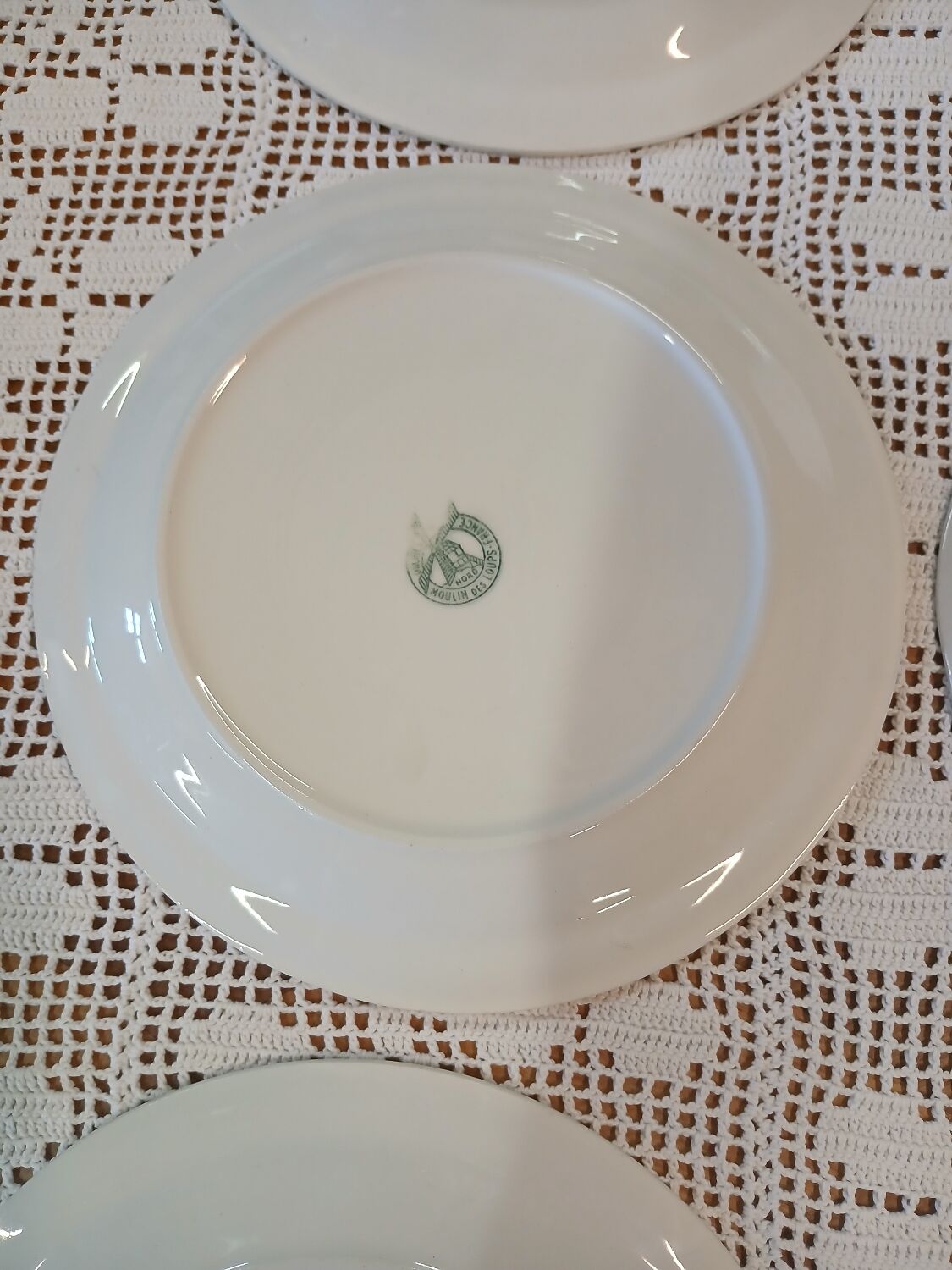 6 mismatched antique dinner plates