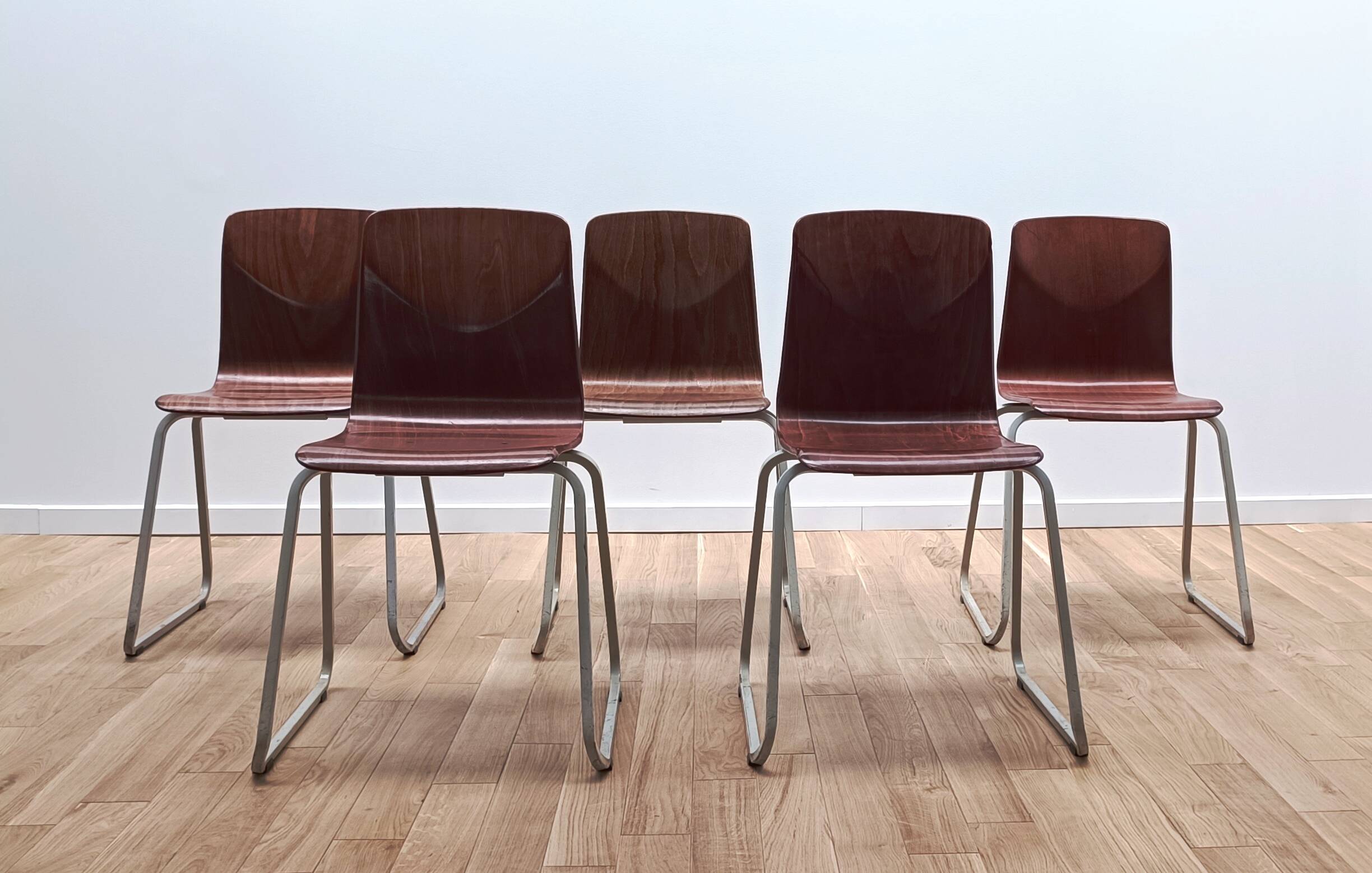 S22 Chair, Thur Op Seat