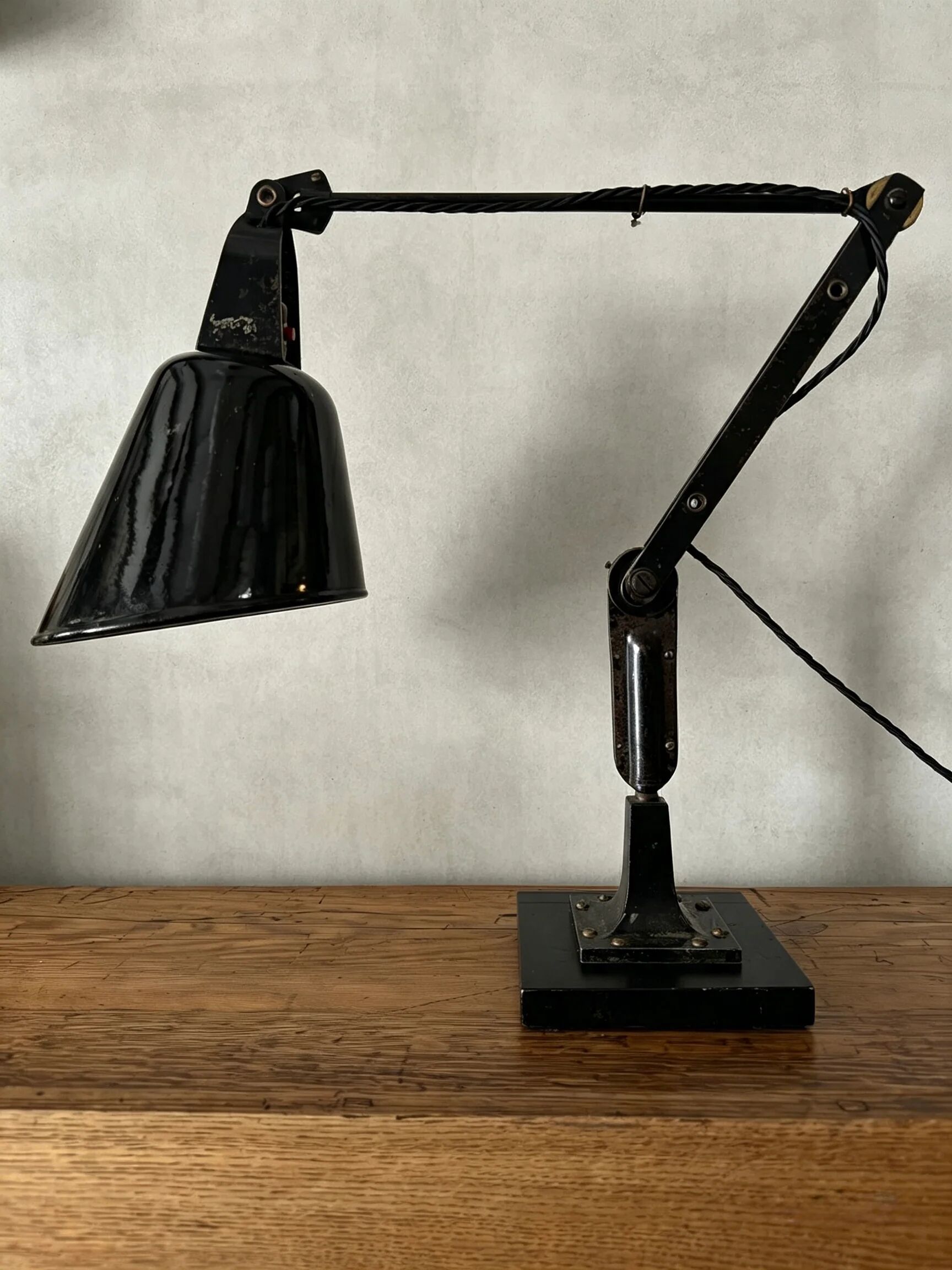 1930s Waligraph Zonalite Task Lamp