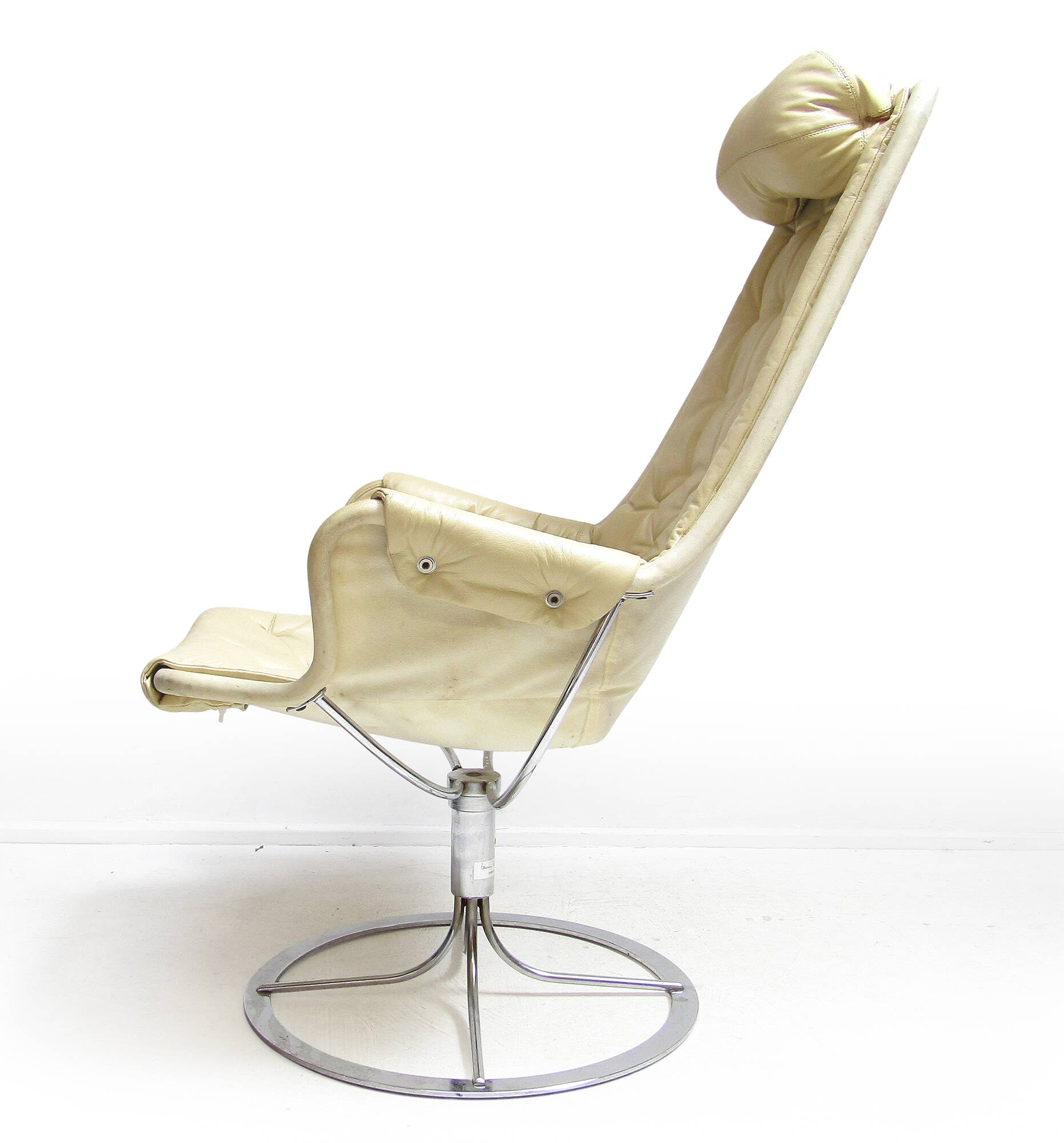 1970s Swedish Space-Age Jetson Chair in Beige Leather by Bruno Mathsson