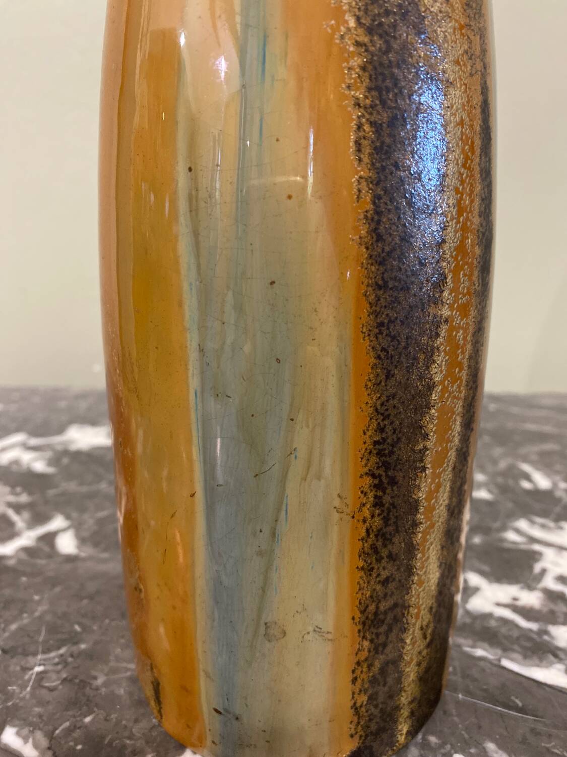 Enameled stoneware carafe