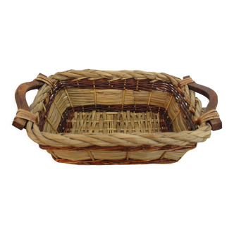 Wicker basket