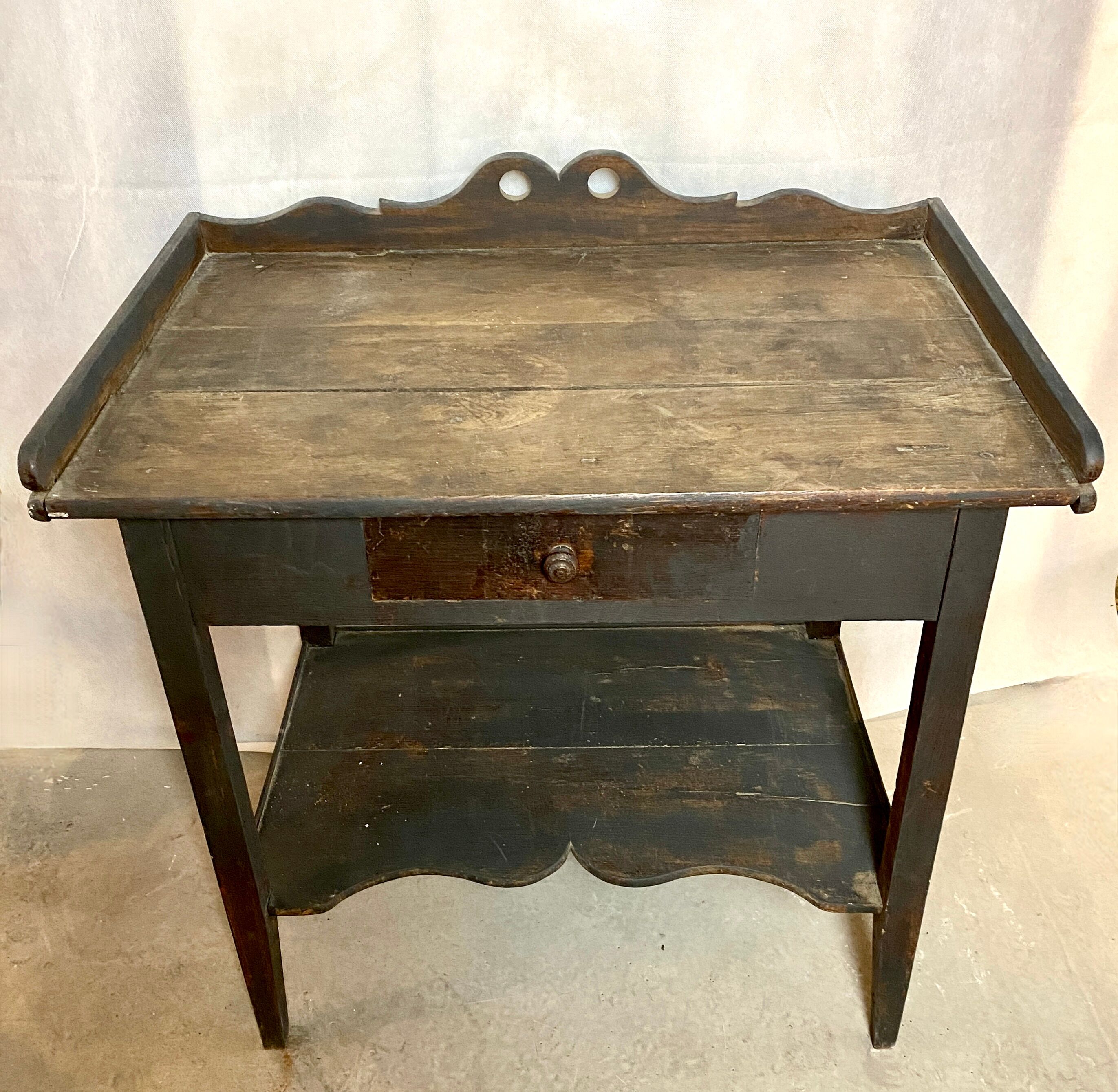 Petite table d'appoint