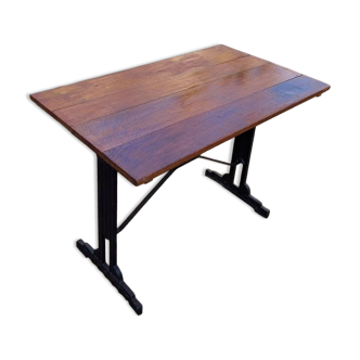 Bistro table