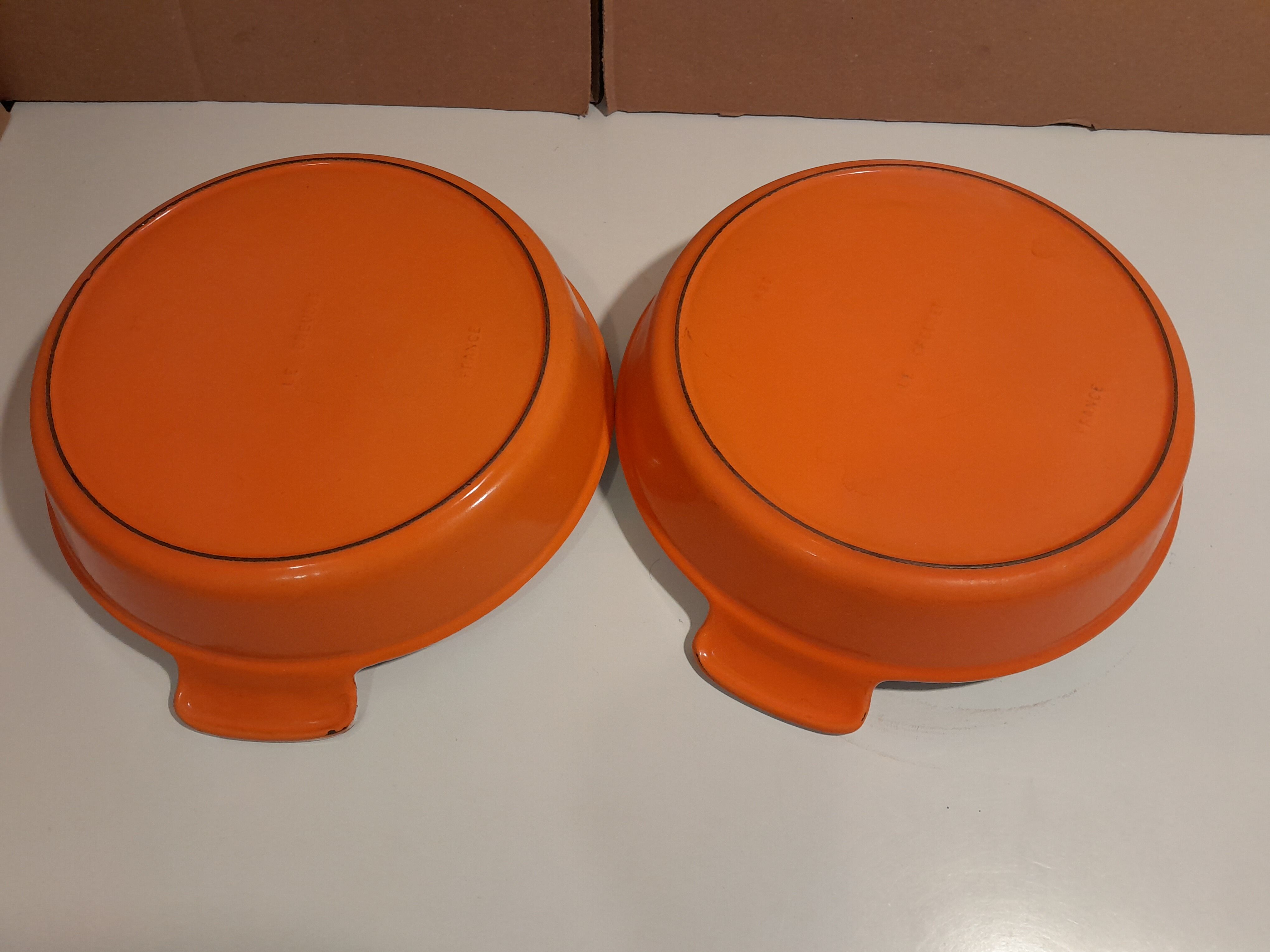 6 cast iron dishes Le Creuset