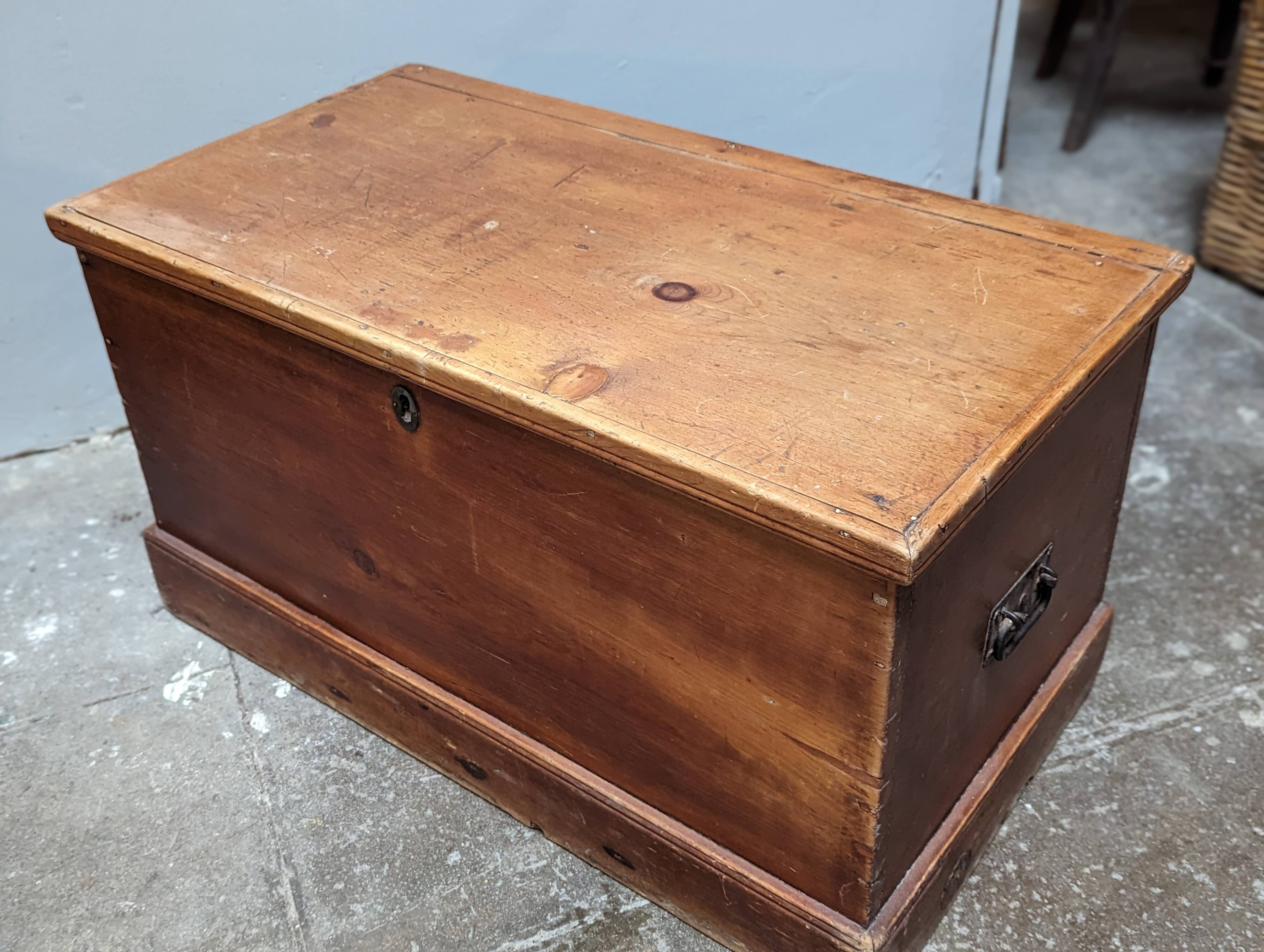 Pine chest