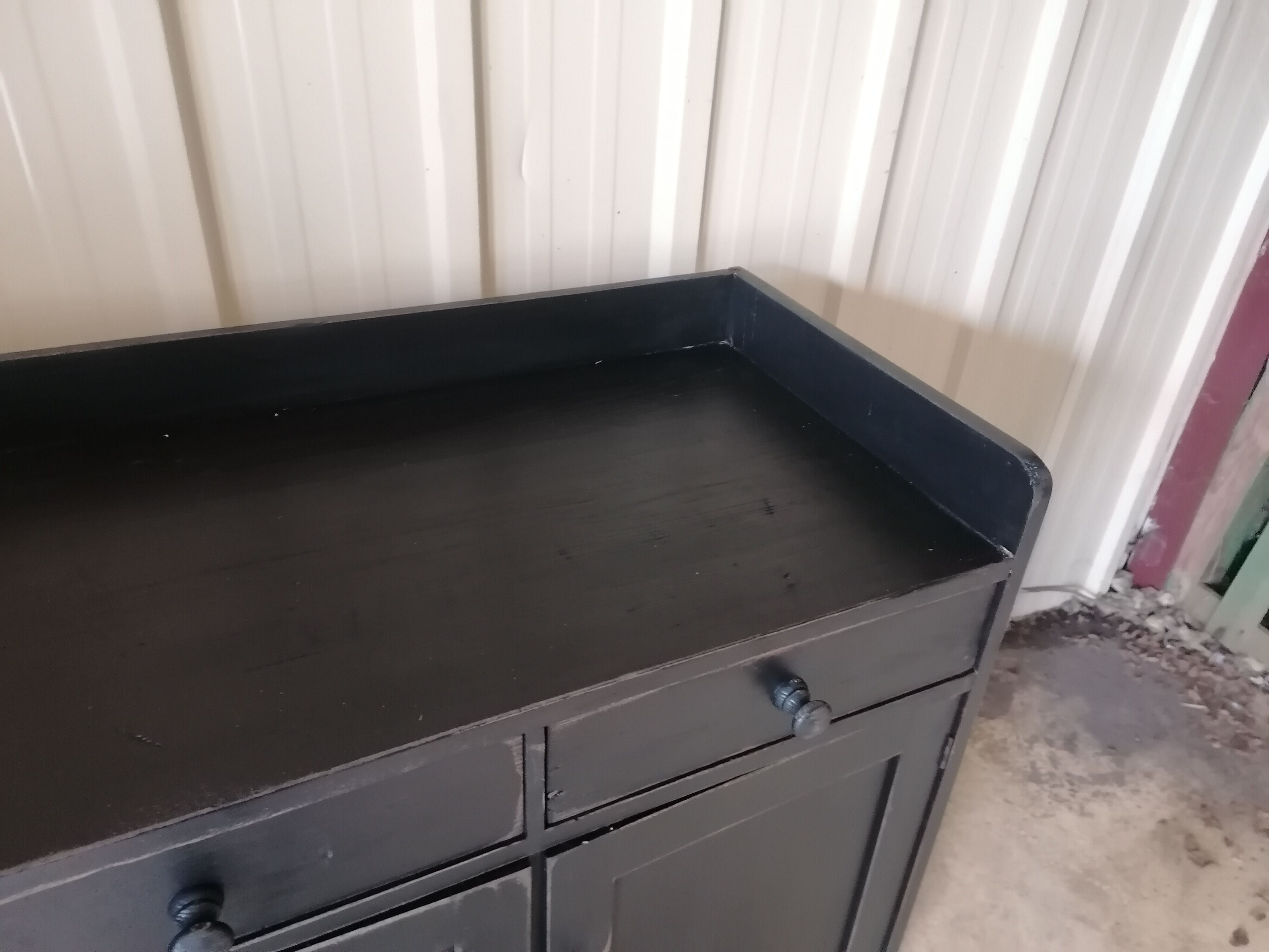 Low wooden entrance furniture