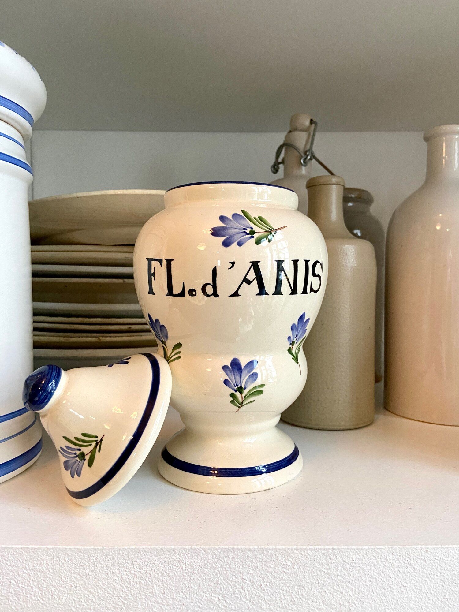 Fl apothecary jar. hand-painted earthenware anis