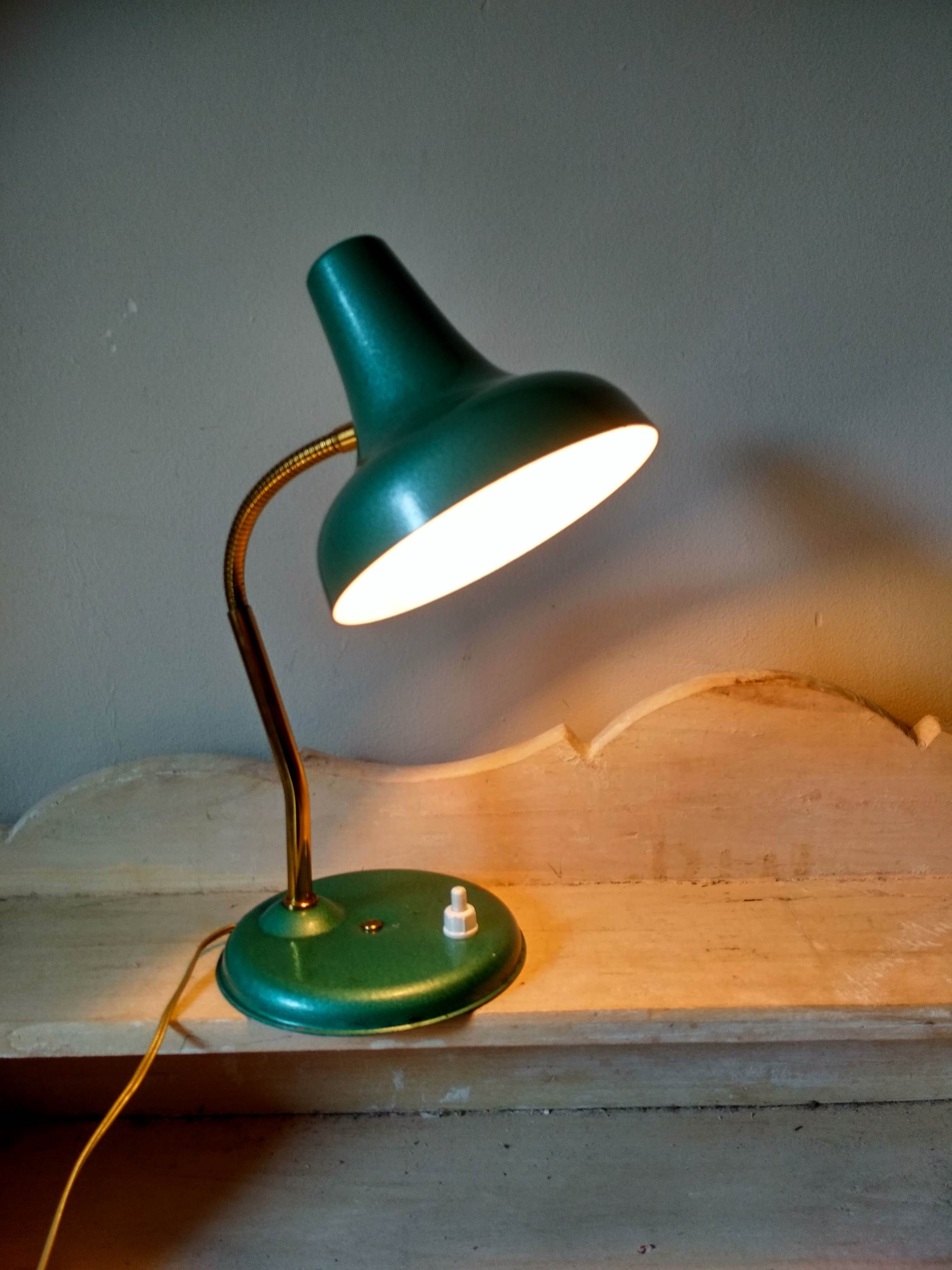 50's 50's green metal articulated desk lamp and golden flexible foot
