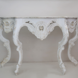 Marquês console.