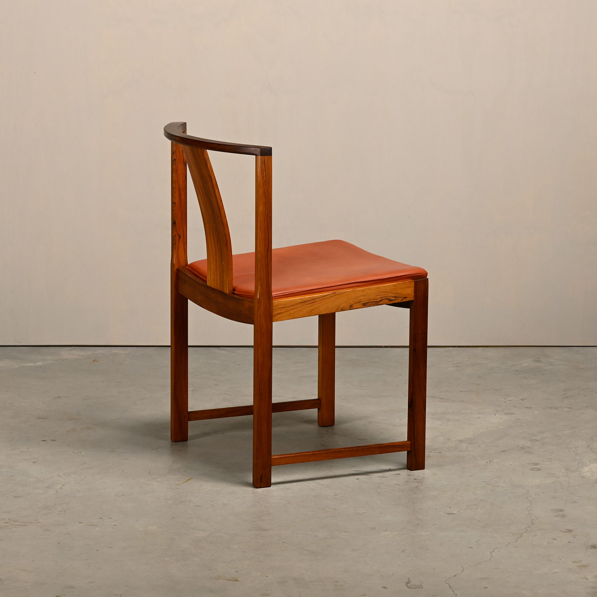 Steen Eiler Rasmussen Rosewood with leather dining chairs Model 700