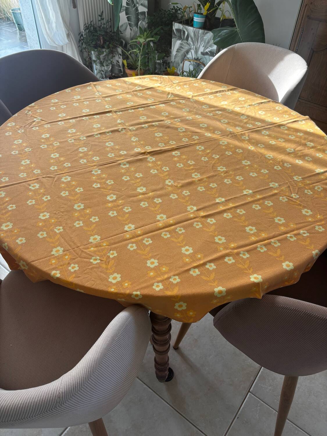 Vintage rétro nappe fleurie orange