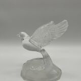 Crystal dove from Arques