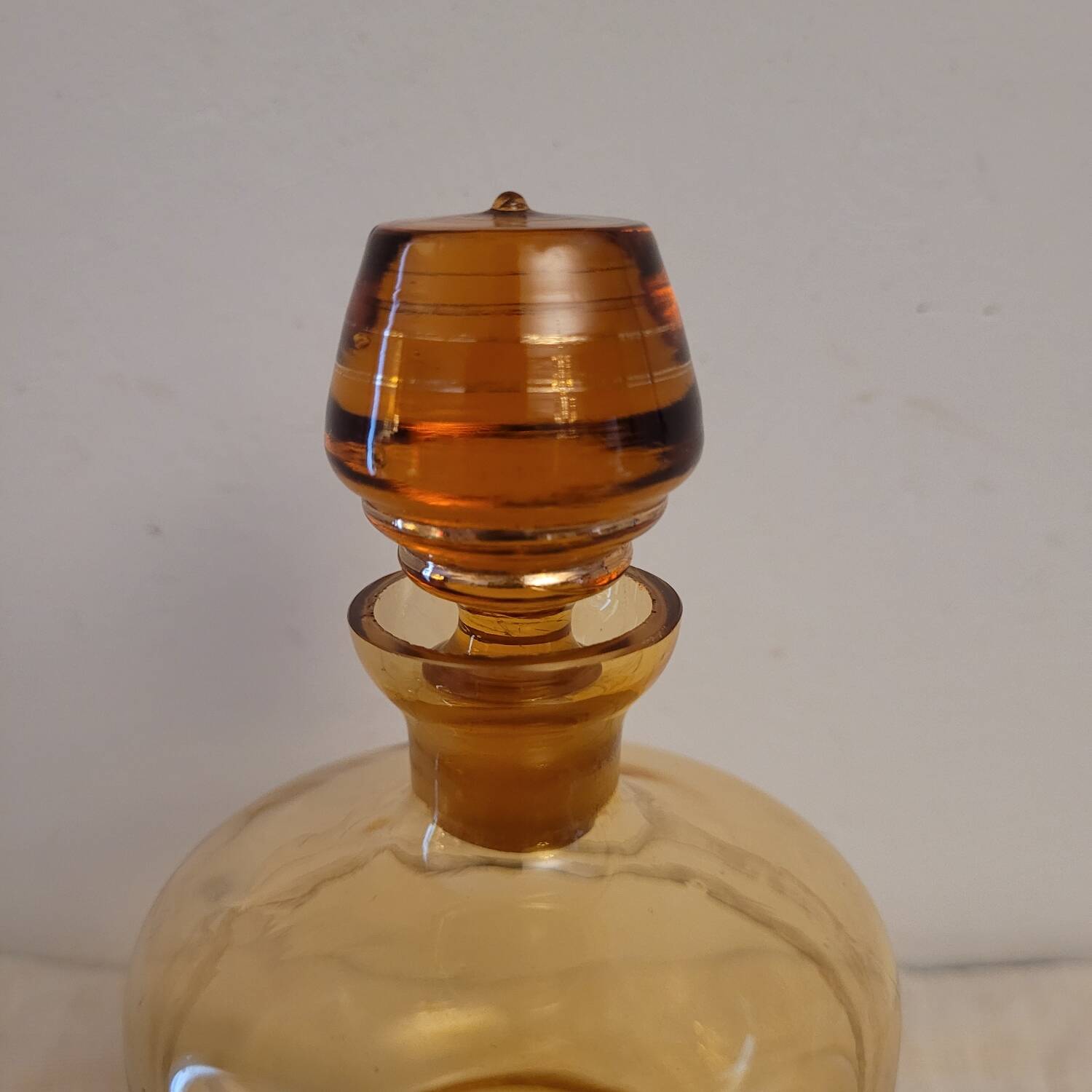 Vintage amber glass carafe with gold trim – 1950s