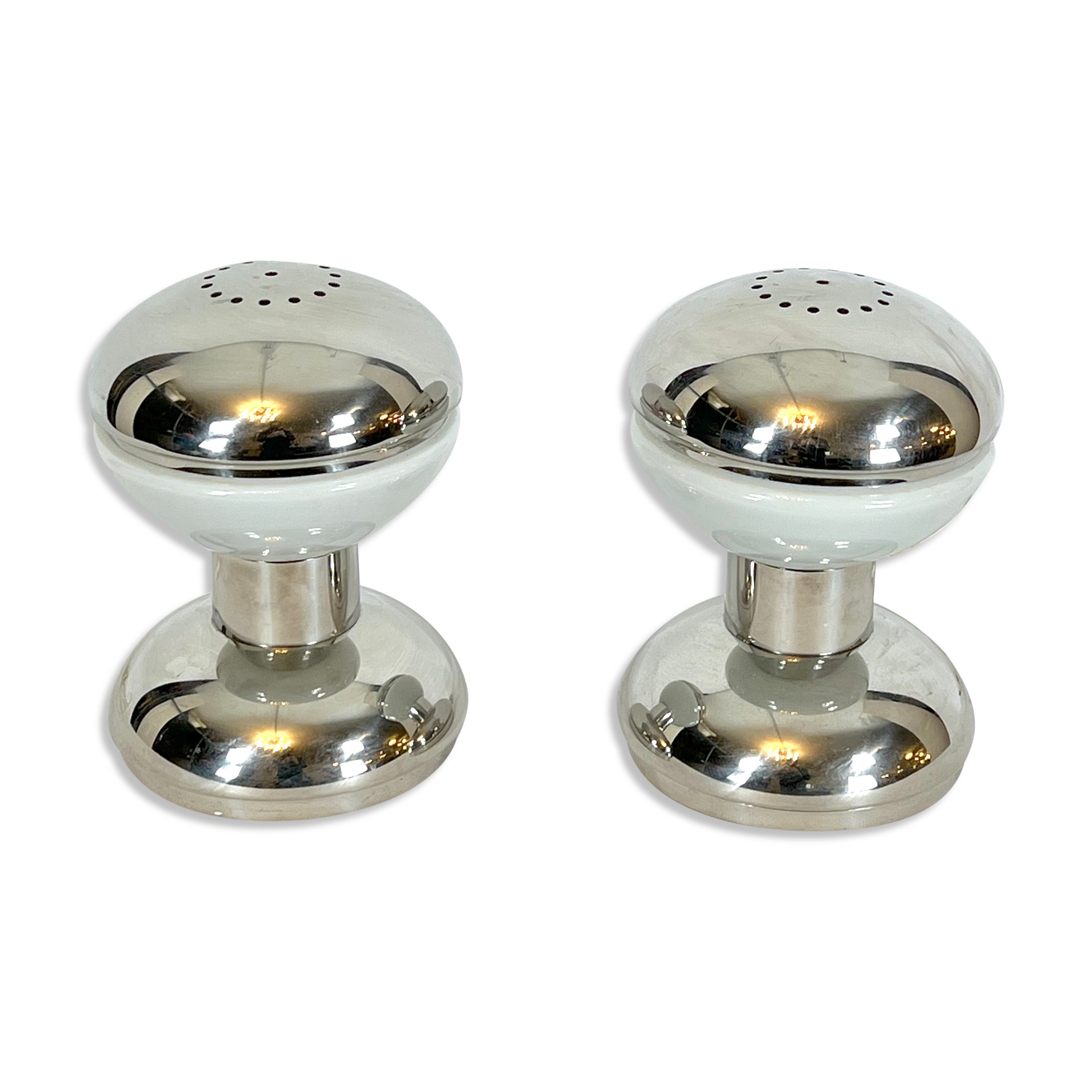 Goffredo Reggiani chrome and milk glass table lamps from 70s