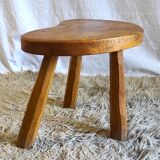 Tabouret tripode brutaliste en bois massif, années 80