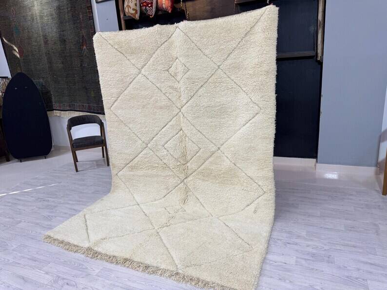 Berber Moroccan rug 250cm x 150cm