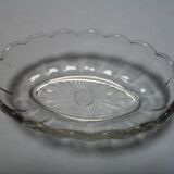 Ravier in scalloped cast glass