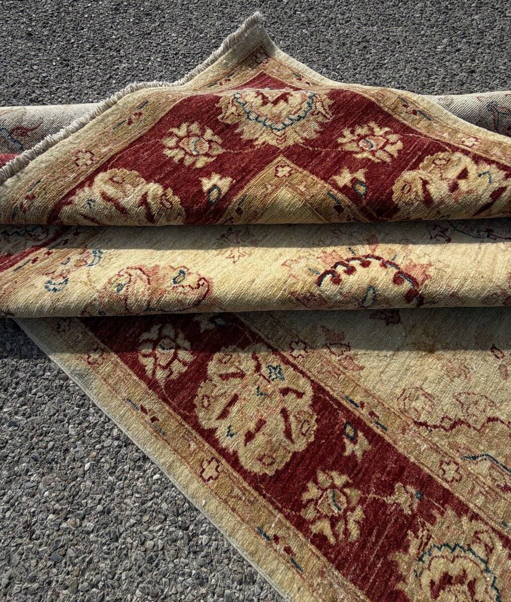 Ziegler Oriental Rug: 2.45 x 1.70 Metres - Handmade Wool