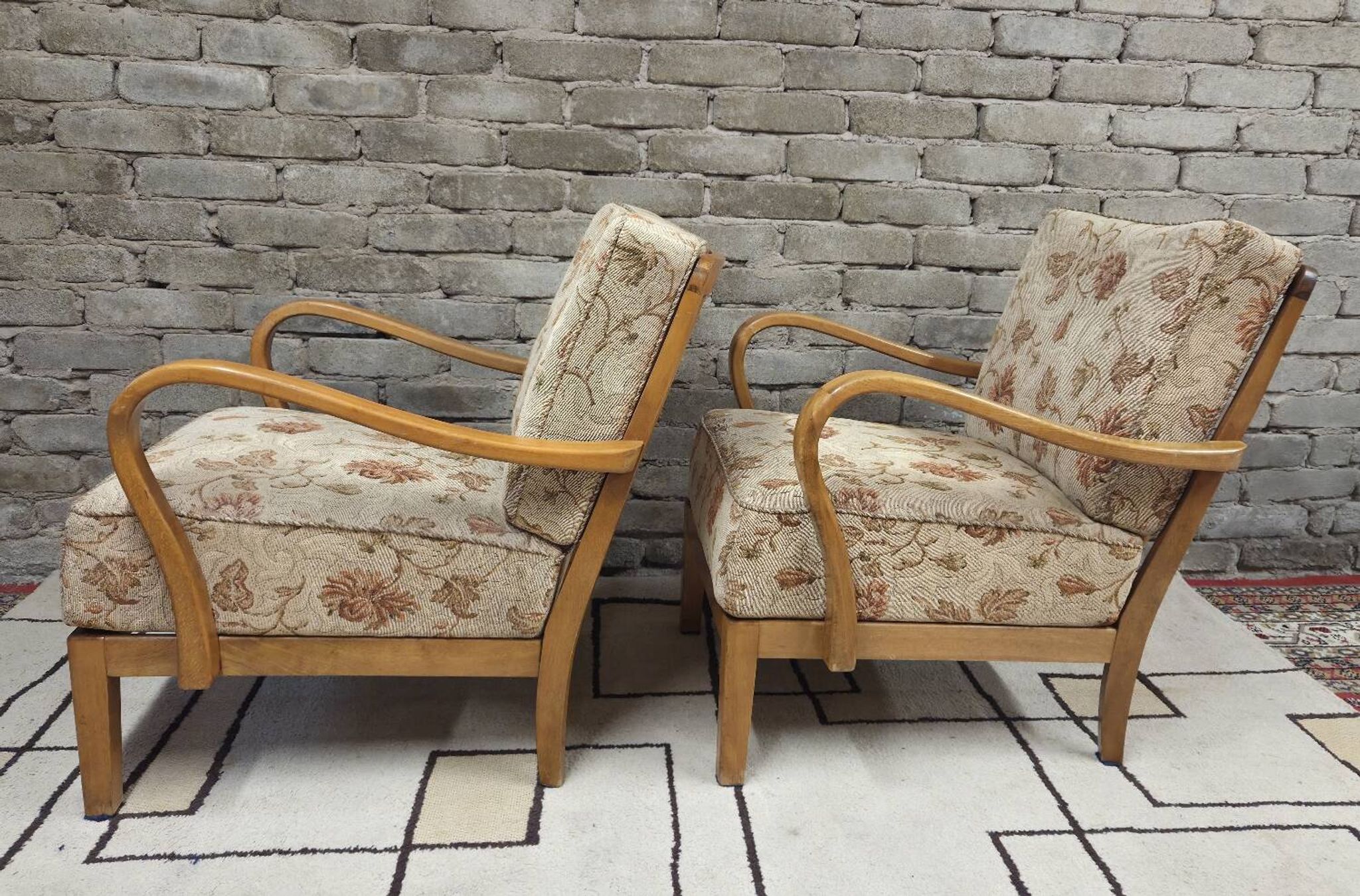Pair of vintage Scandinavian armchairs from the 60s-70s.