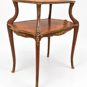 Tea table – Late 19th century – Louis XV style – Marquetry