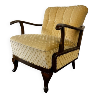 Vintage wooden armchair / club chair