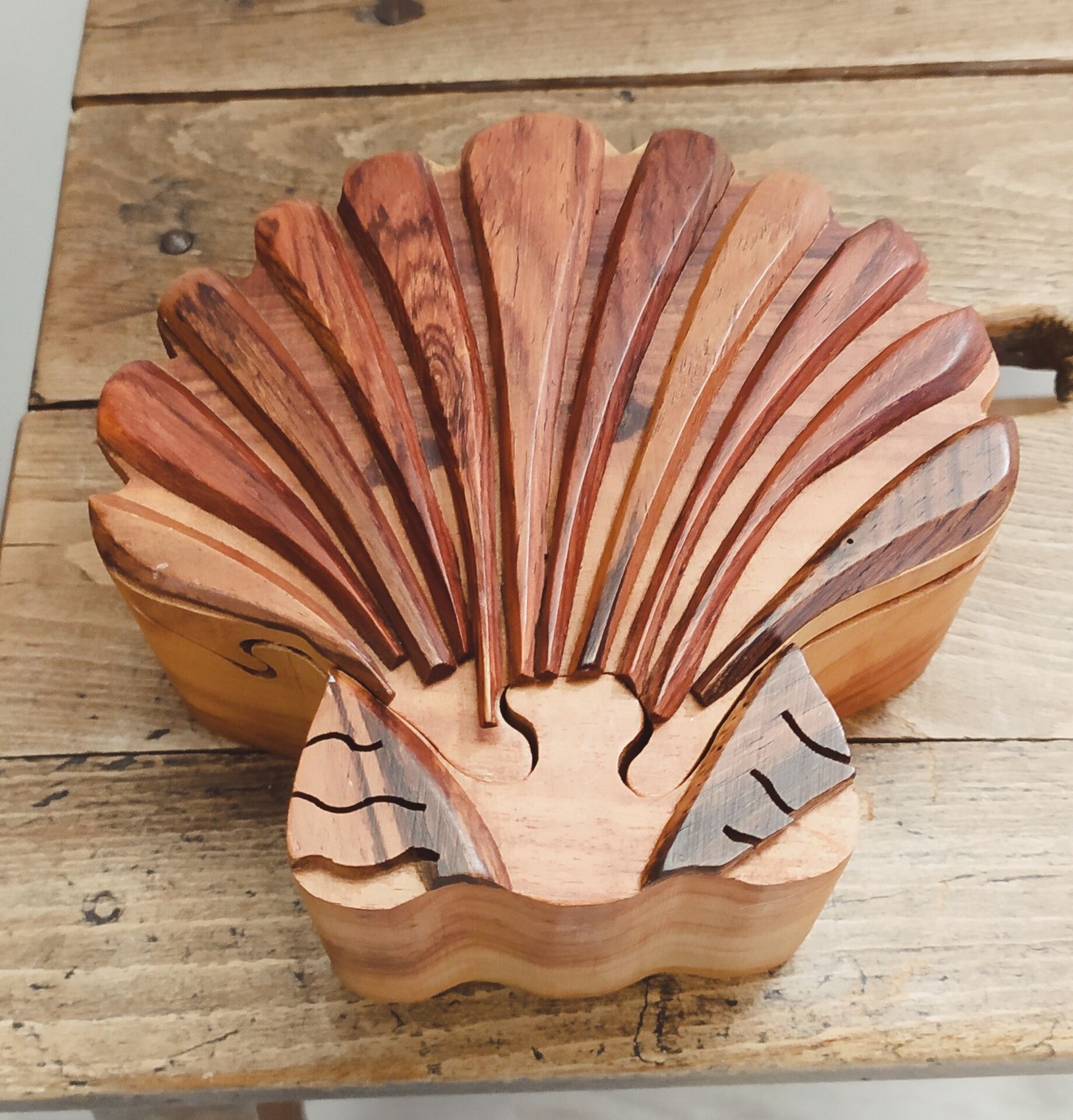 Coffret, boîte à bijoux en bois 