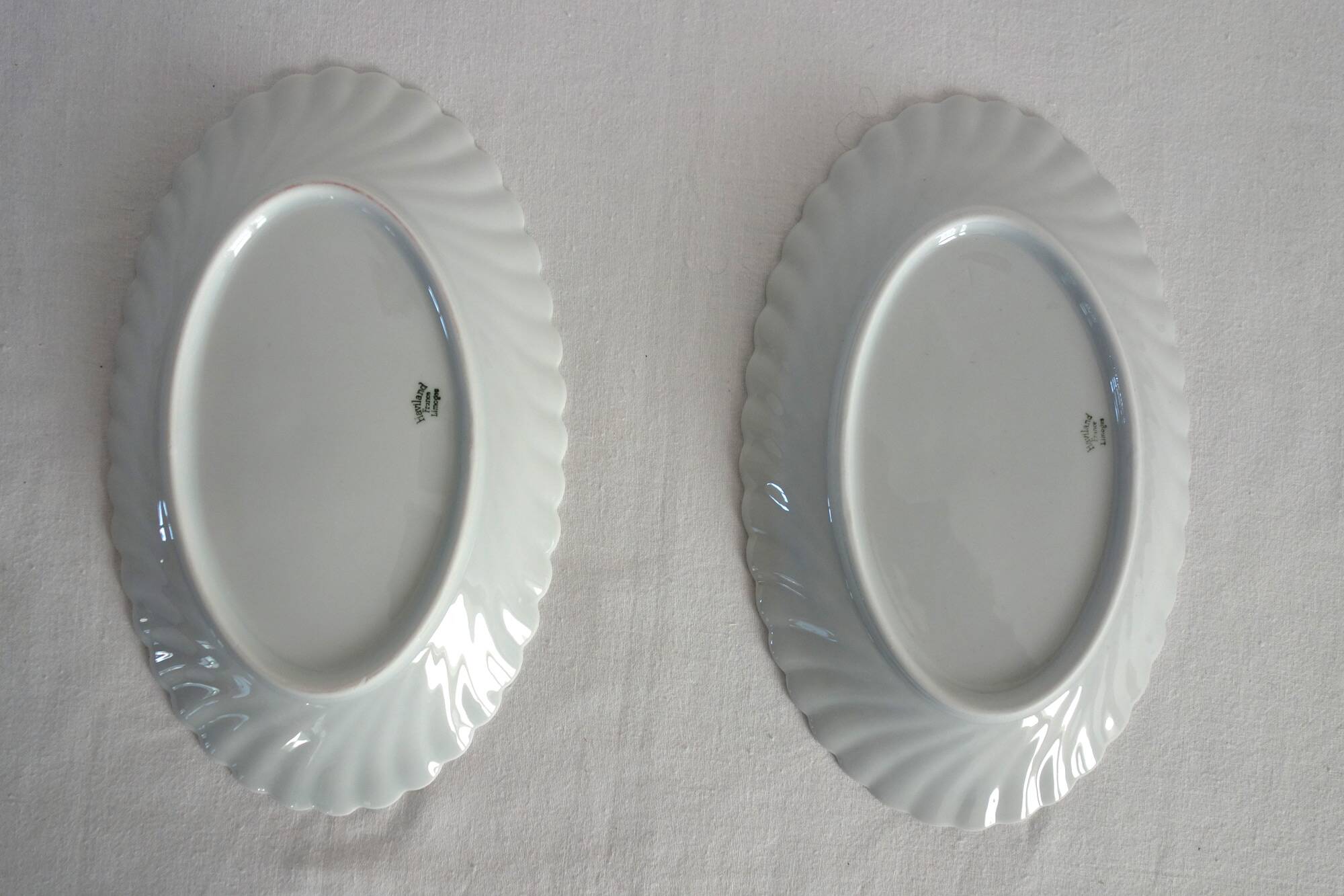 Set of 2 Haviland twisted white porcelain dishes Limoges