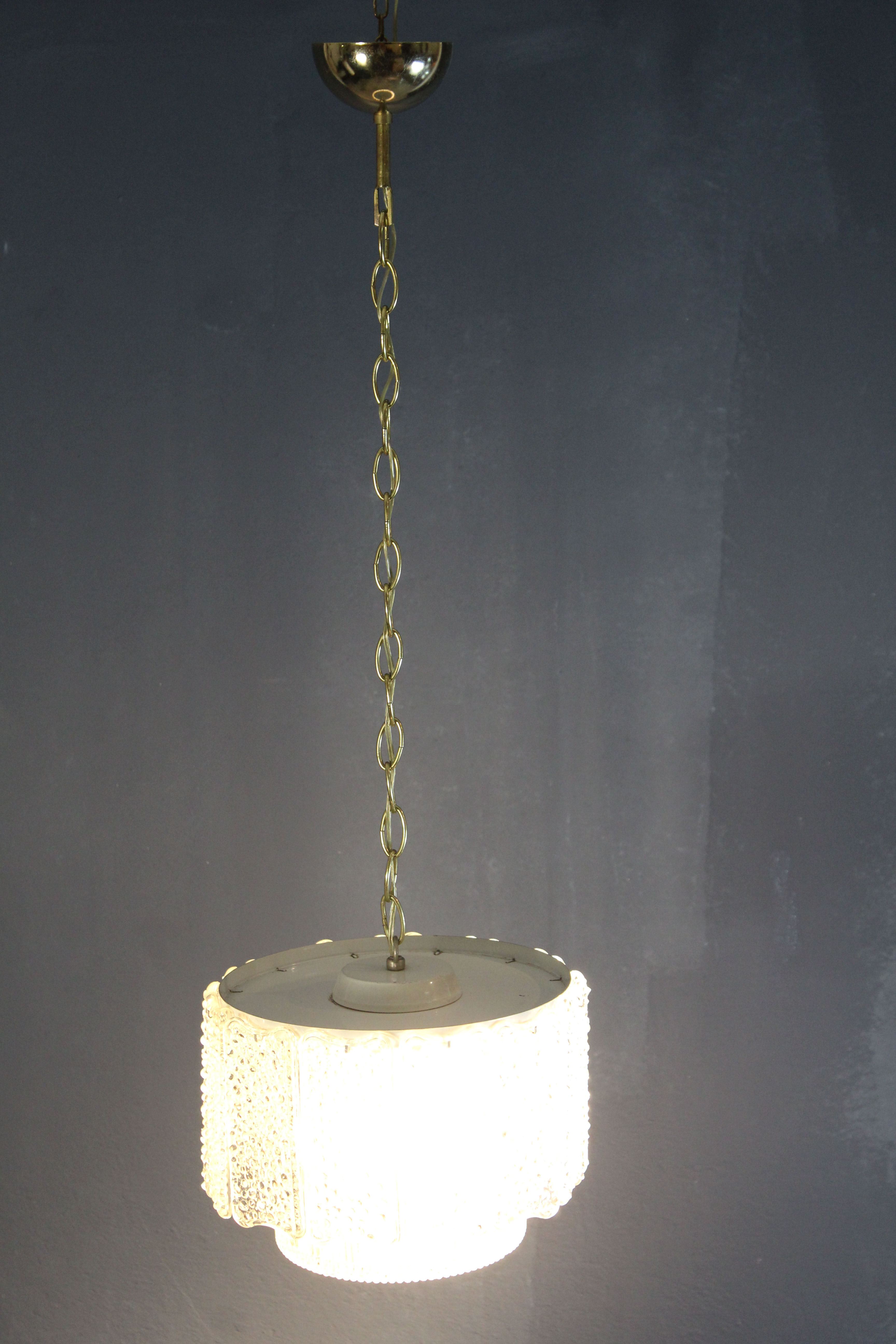 Glass chandelier worked in "rostrato" technique from the 1970s, Italy