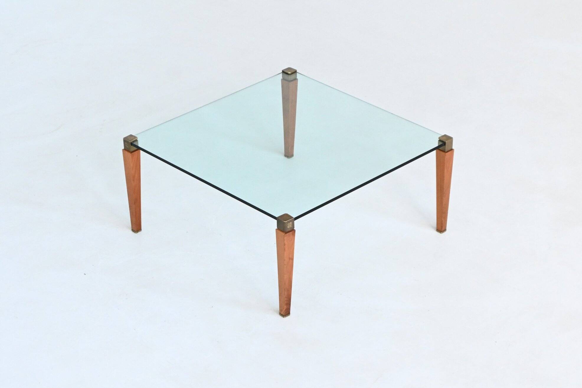 Table basse carrée Peter Ghyczy en laiton et verre, Pays-Bas, 1970