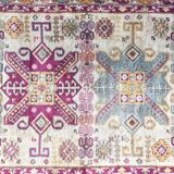 Oriental carpet 161 x 132 cm