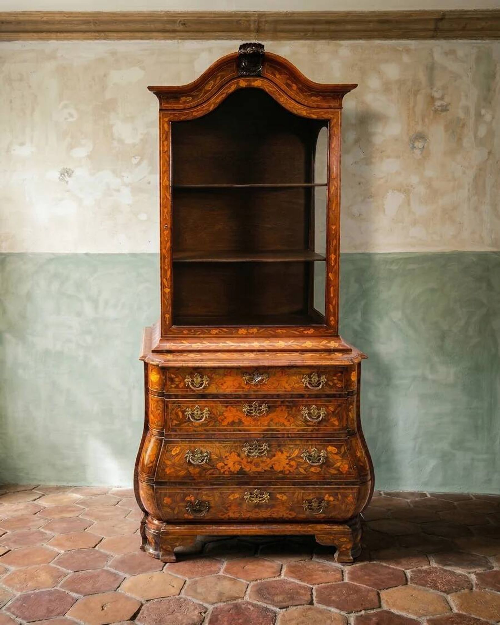 Small Dutch display cabinet in floral marquetry.