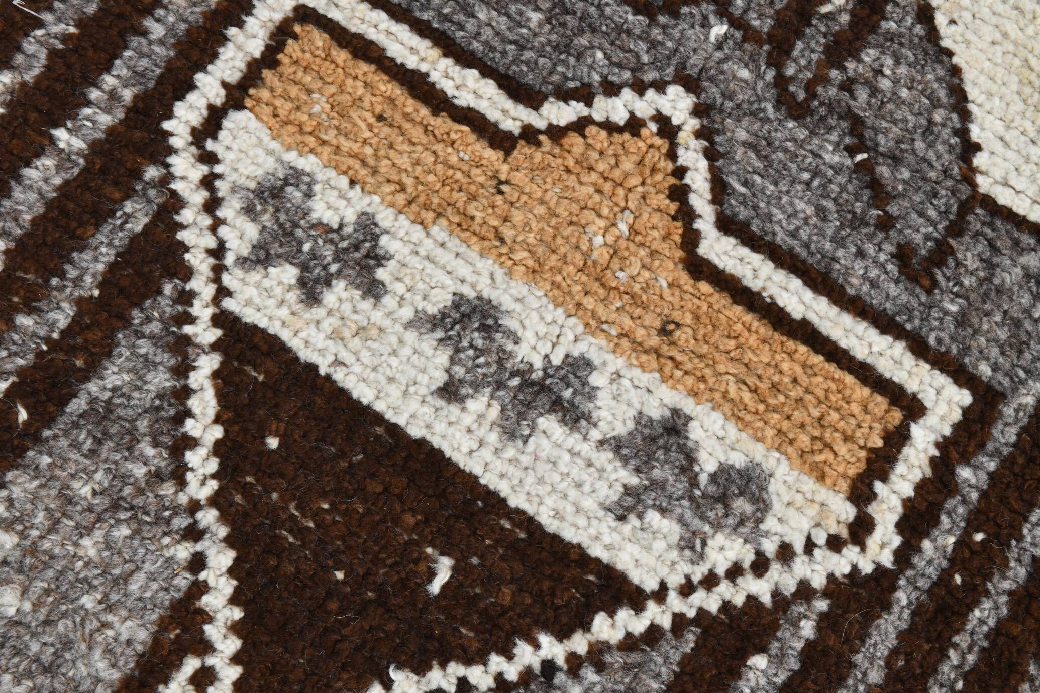 Eagle Pattern Persian Runner Rug, 110x369Cm