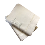 Paire de draps anciens marqués « CV »
