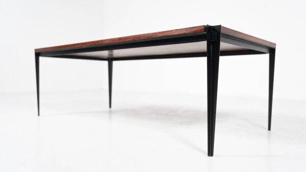 Mid-Century Modern Wooden Coffee Table by Osvaldo Borsani, Italy