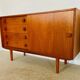Buffet danois rétro vintage en teck du milieu du siècle par Domino Møbler