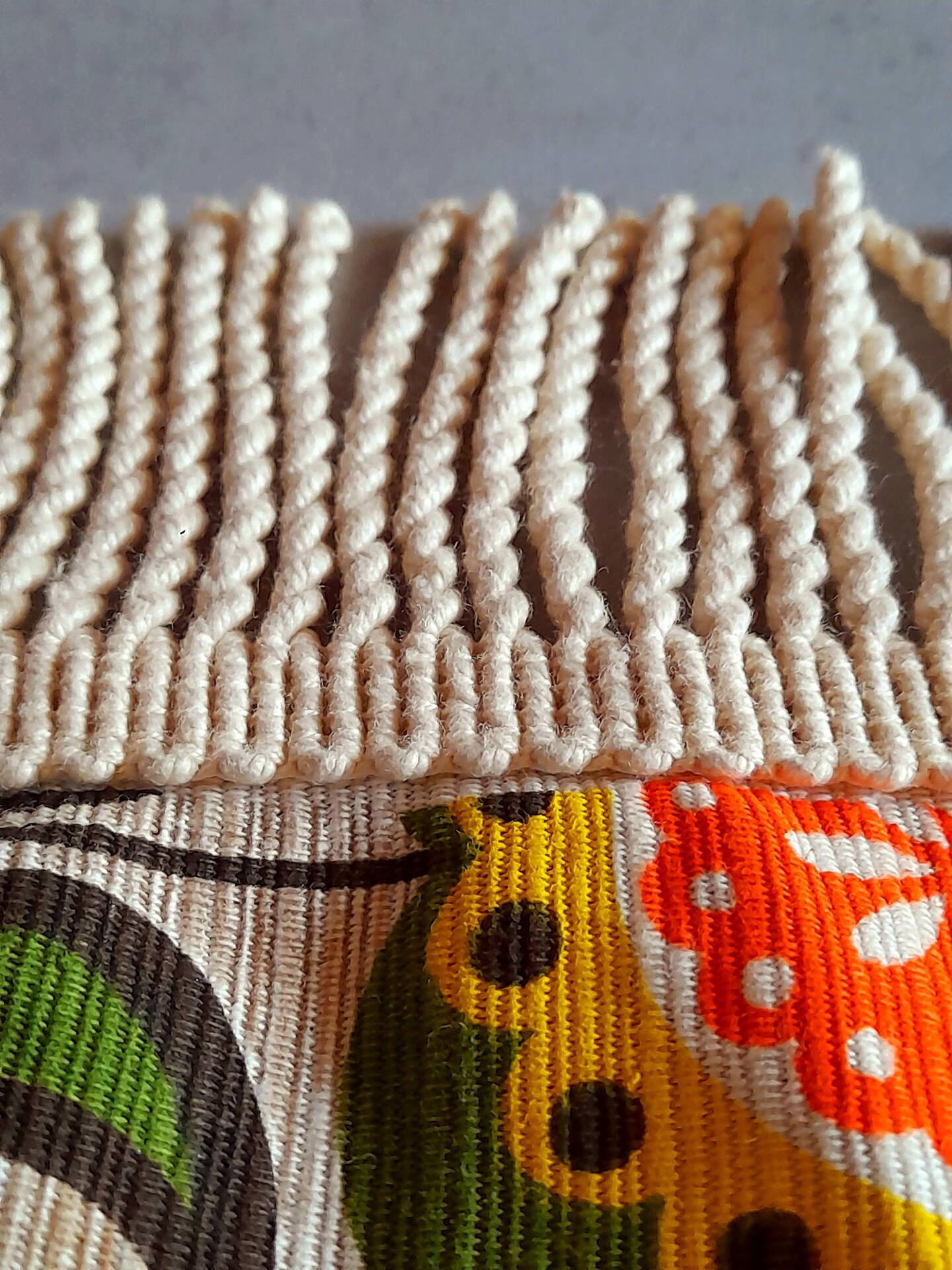 Nappe vintage carré 1970