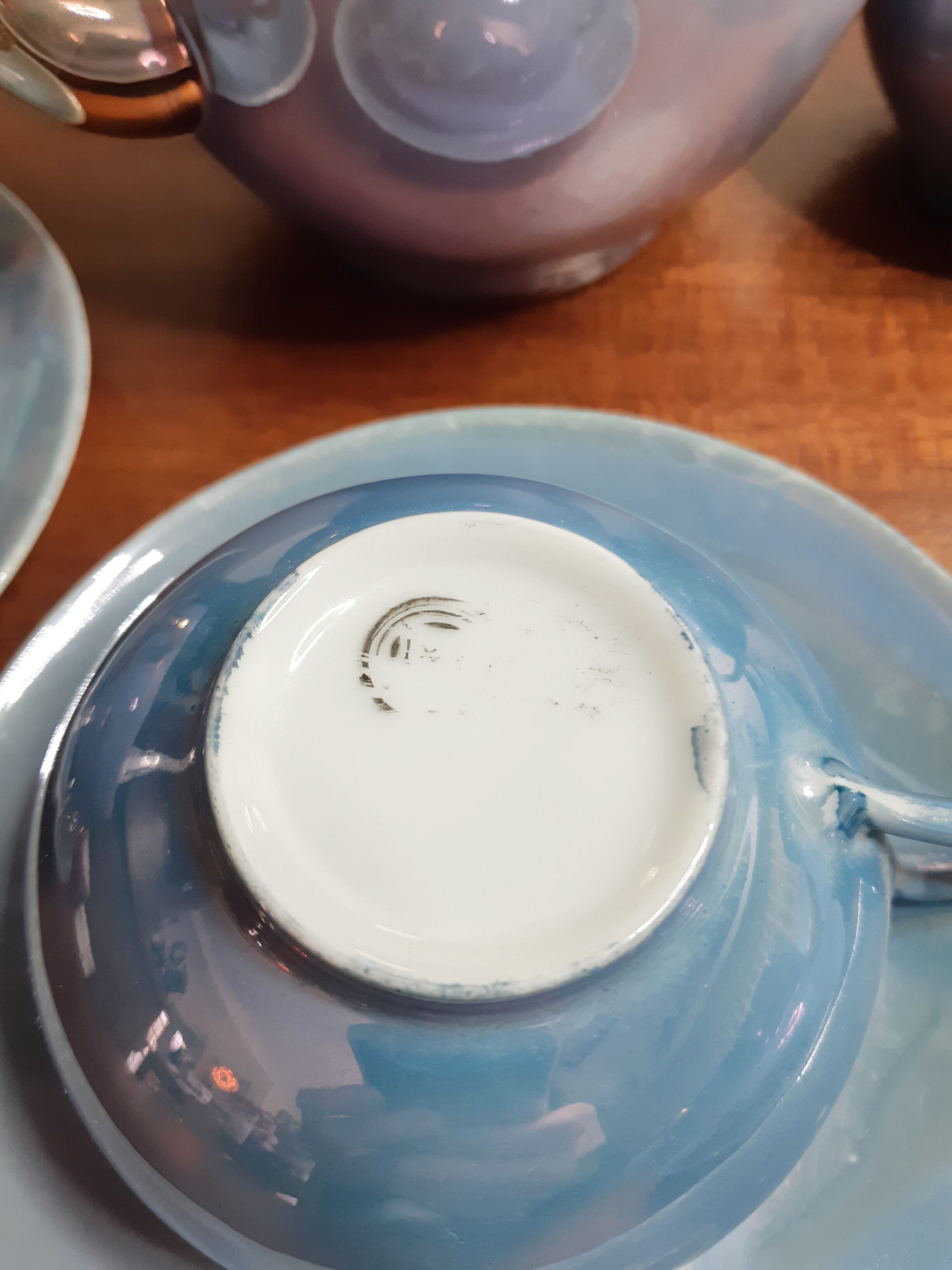 Tea set in fine Japanese porcelain pearl blue and gold