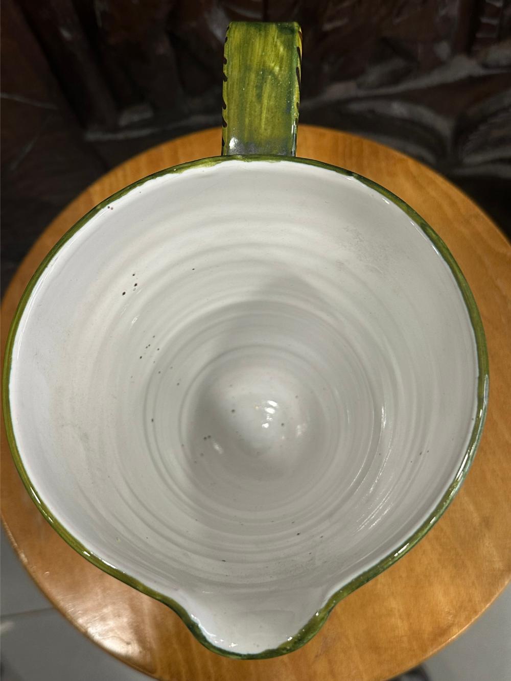 Majolica pitcher from Orvieto