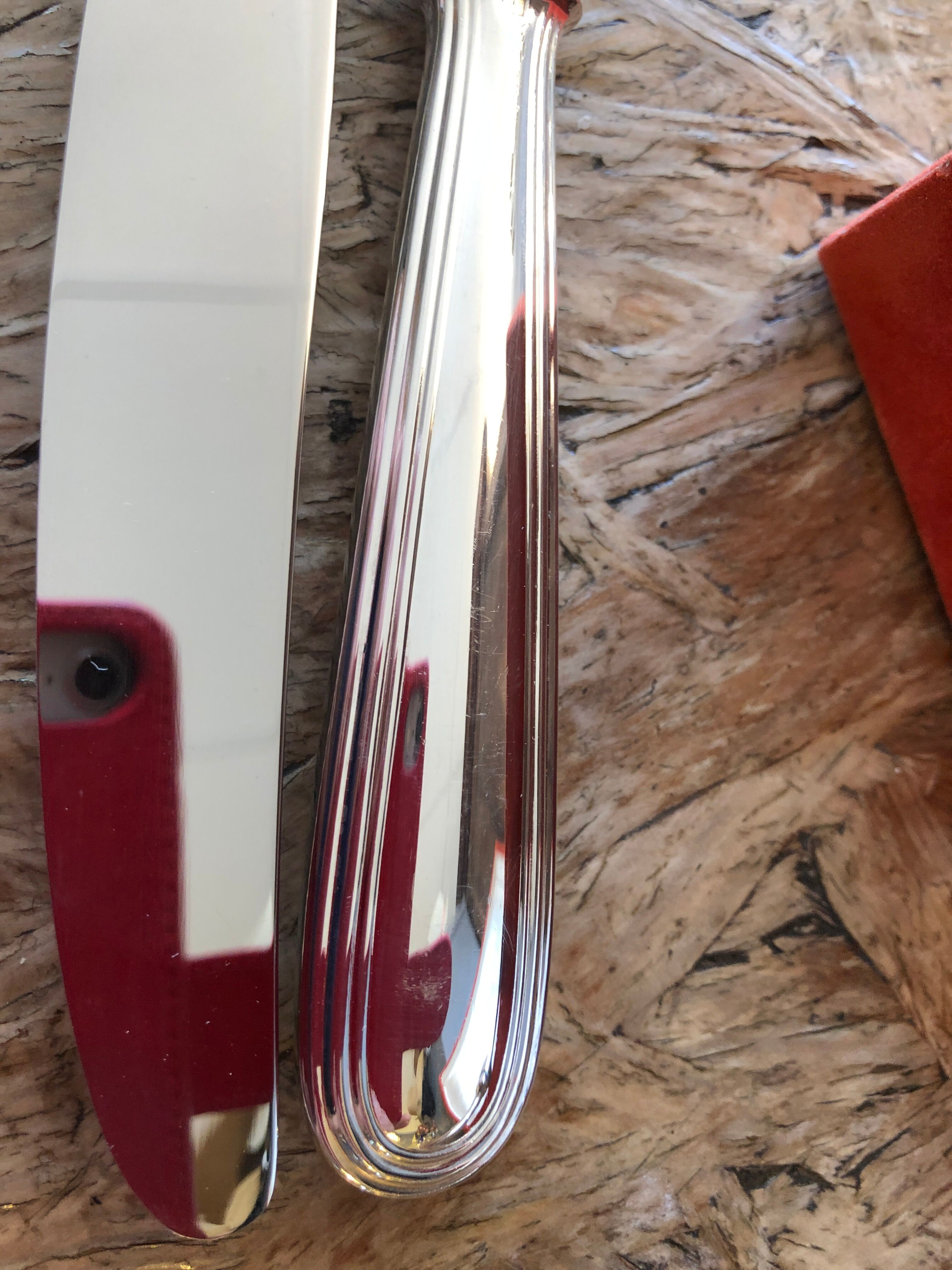 12 silverware knives